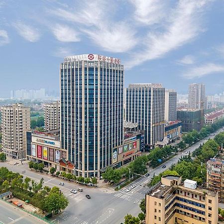 Vienna International Hotel Jiujiang Shili Street Zewnętrze zdjęcie